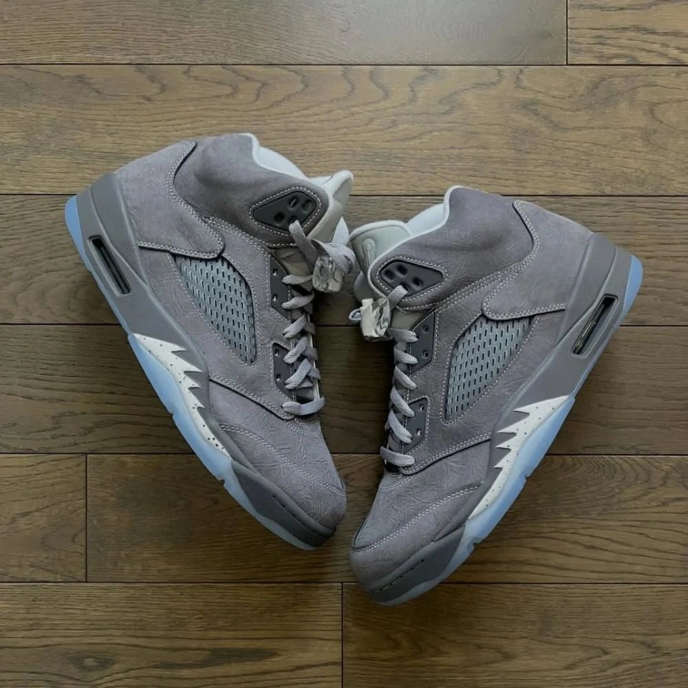 🔥Hot Sale 5 Retro Wolf Grey