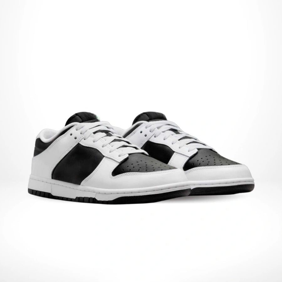 🔥Trending Now Low Reverse Panda 2 White Black